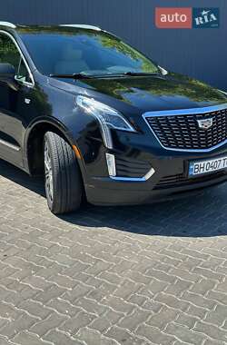 Внедорожник / Кроссовер Cadillac XT5 2017 в Николаеве