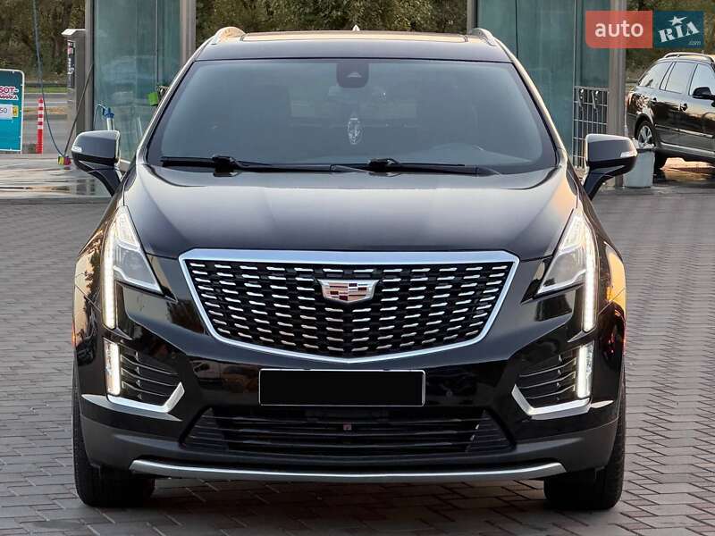 Внедорожник / Кроссовер Cadillac XT5 2021 в Запорожье