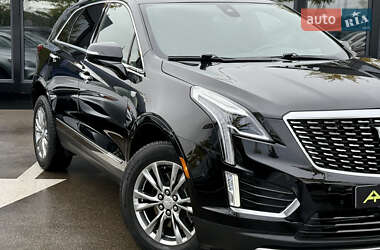 Внедорожник / Кроссовер Cadillac XT5 2021 в 