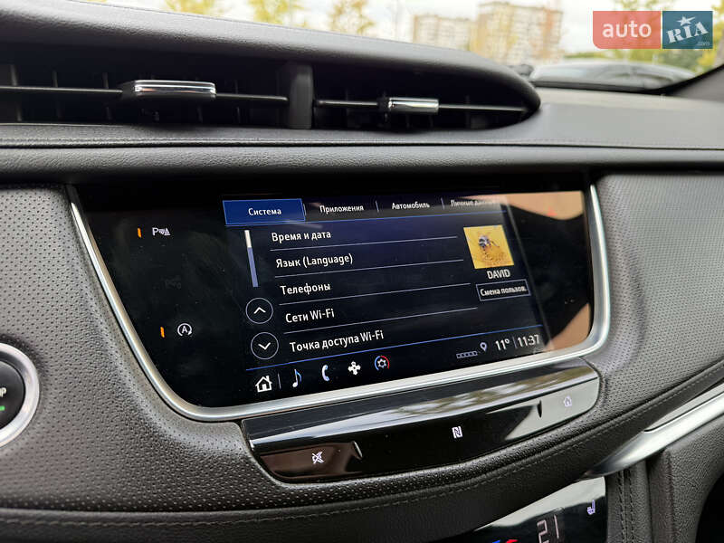 Внедорожник / Кроссовер Cadillac XT5 2021 в Киеве