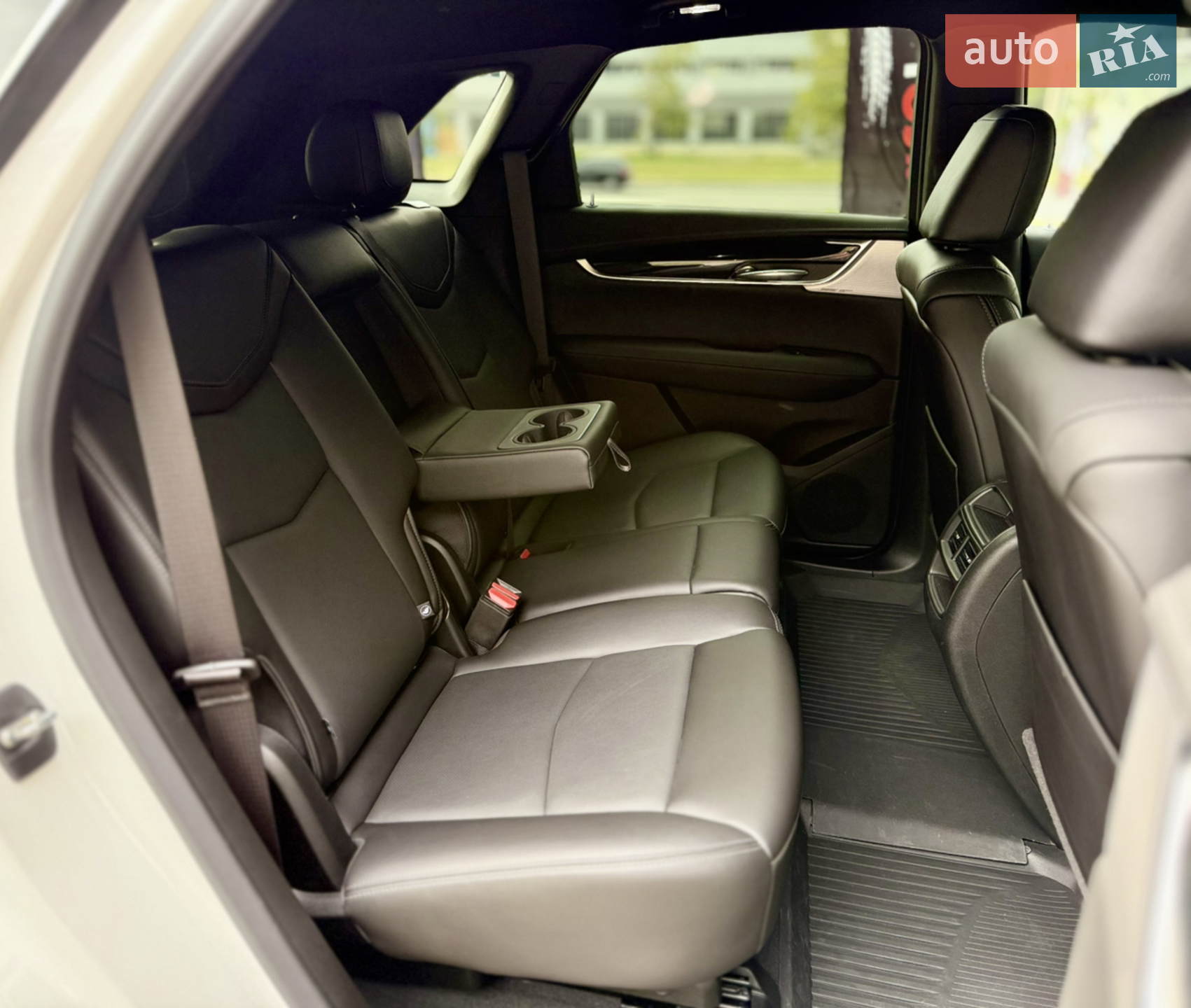 2021 Cadillac XT5 - мініатюра 16