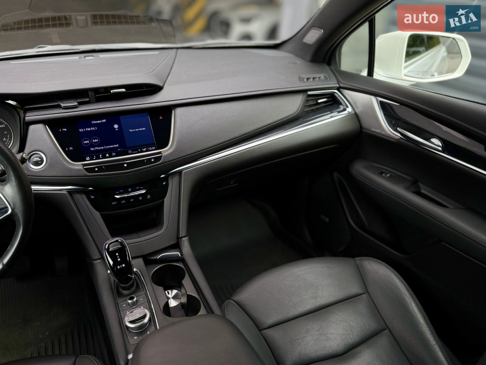 2021 Cadillac XT5 - мініатюра 21