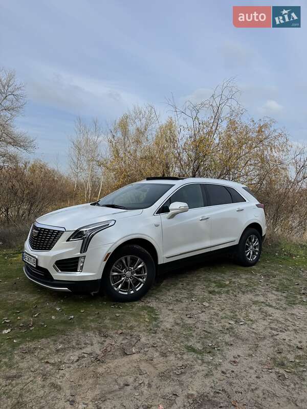 Позашляховик / Кросовер Cadillac XT5 2020 в Дніпрі