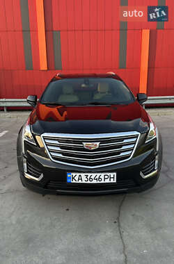 Внедорожник / Кроссовер Cadillac XT5 2018 в Киеве