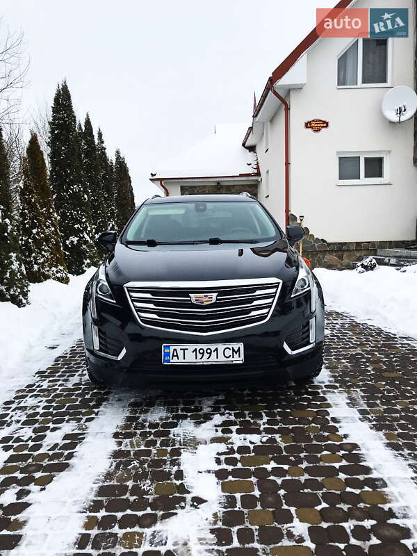 Внедорожник / Кроссовер Cadillac XT5 2016 в Коломые