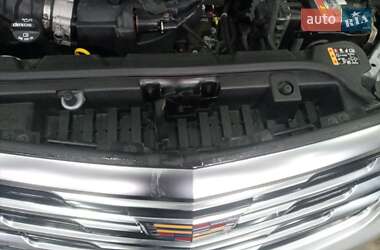 Внедорожник / Кроссовер Cadillac XT5 2019 в Шептицькому