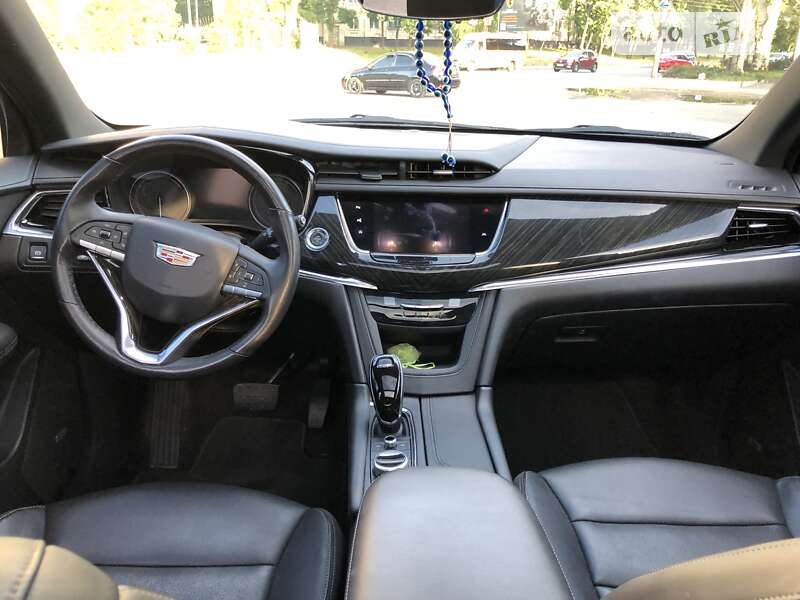 Внедорожник / Кроссовер Cadillac XT6 2020 в Днепре