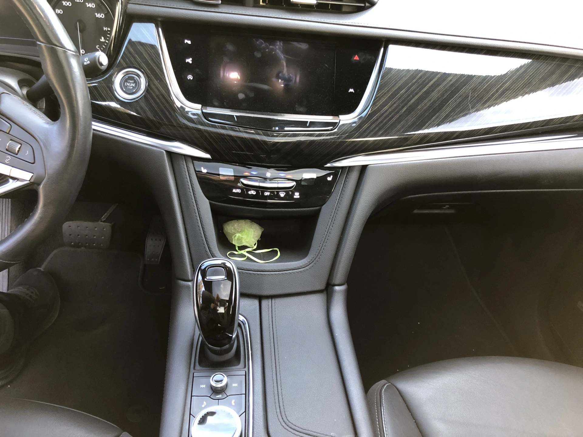2020 Cadillac XT6 - мініатюра 24