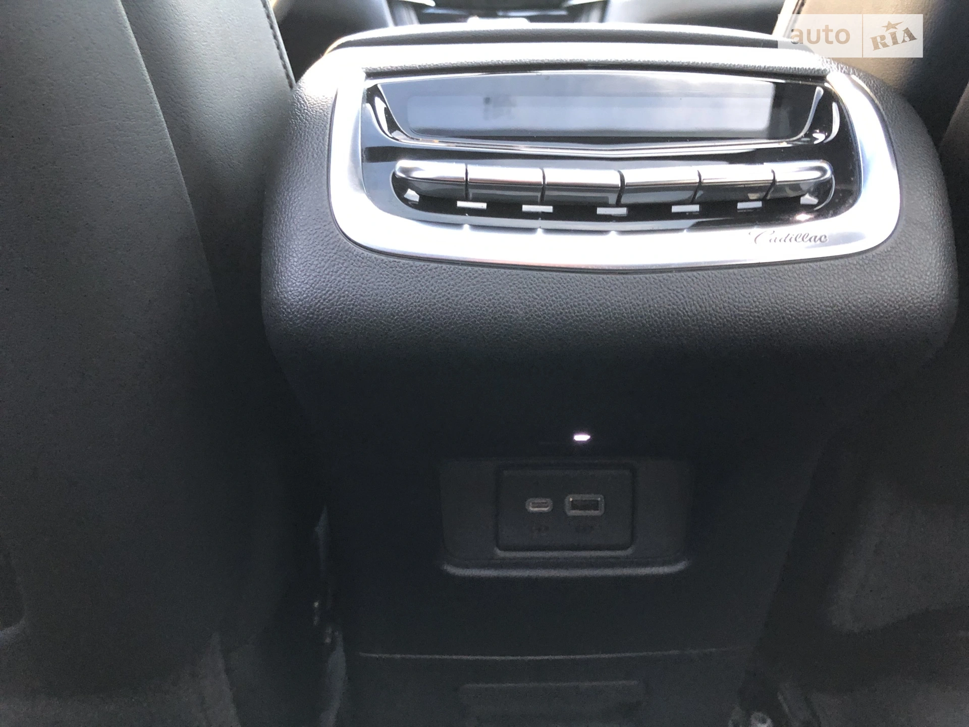 2020 Cadillac XT6 - мініатюра 33