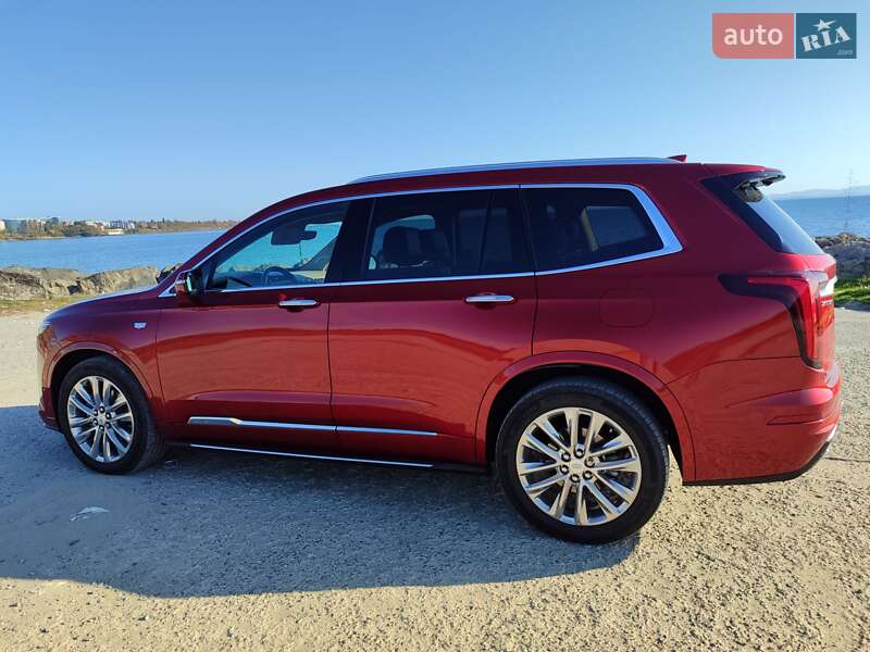 Внедорожник / Кроссовер Cadillac XT6 2020 в Измаиле