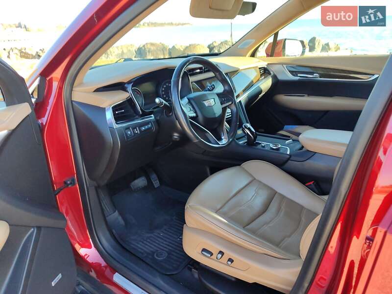 Внедорожник / Кроссовер Cadillac XT6 2020 в Измаиле