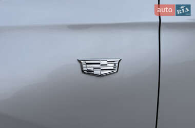 Универсал Cadillac XT6 2022 в 
