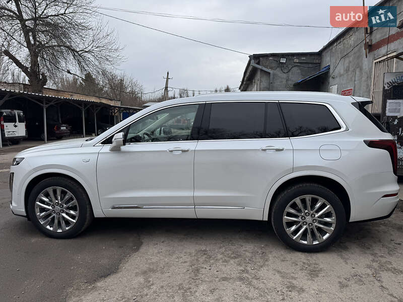 Универсал Cadillac XT6 2022 в Днепре