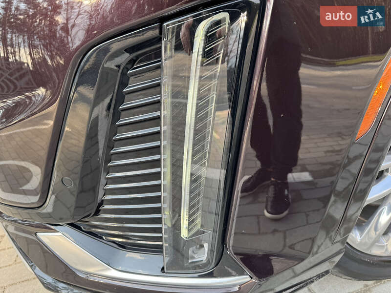 Внедорожник / Кроссовер Cadillac XT6 2019 в Киеве