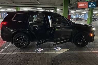 Позашляховик / Кросовер Cadillac XT6 2021 в 