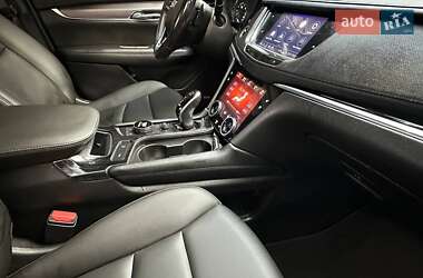 Позашляховик / Кросовер Cadillac XT6 2021 в 