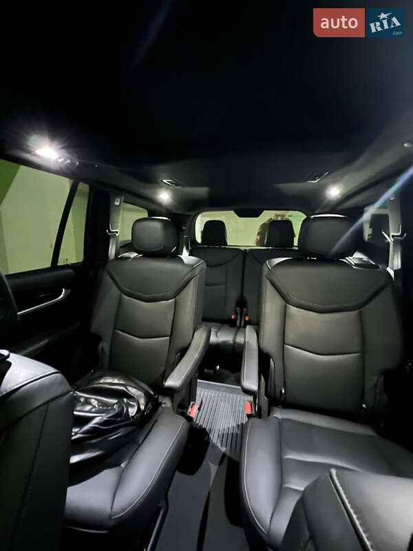 Внедорожник / Кроссовер Cadillac XT6 2022 в Львове