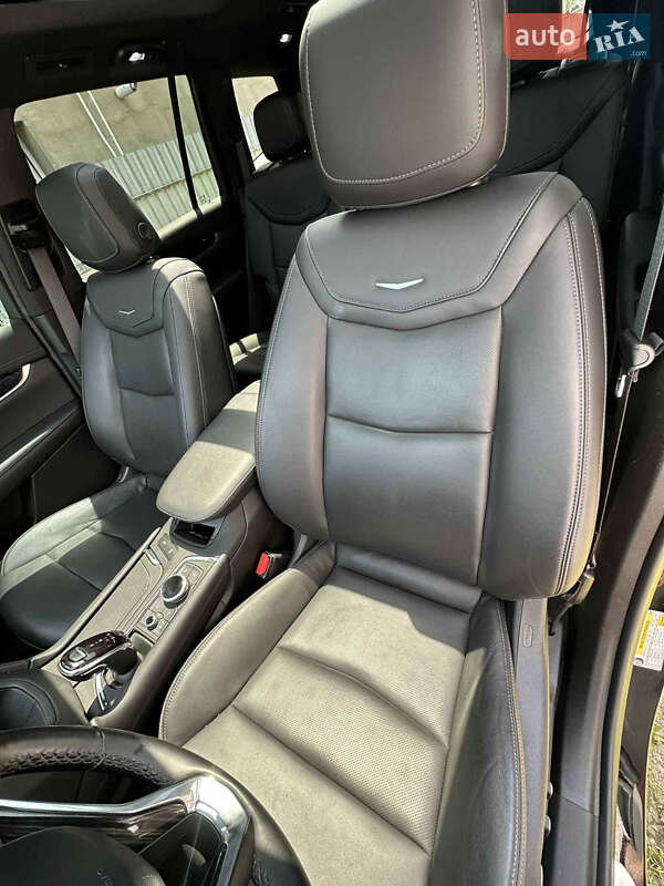 Внедорожник / Кроссовер Cadillac XT6 2022 в Богородчанах фото 6 Внедорожник / Кроссовер Cadillac XT6 2022 в Богородчанах