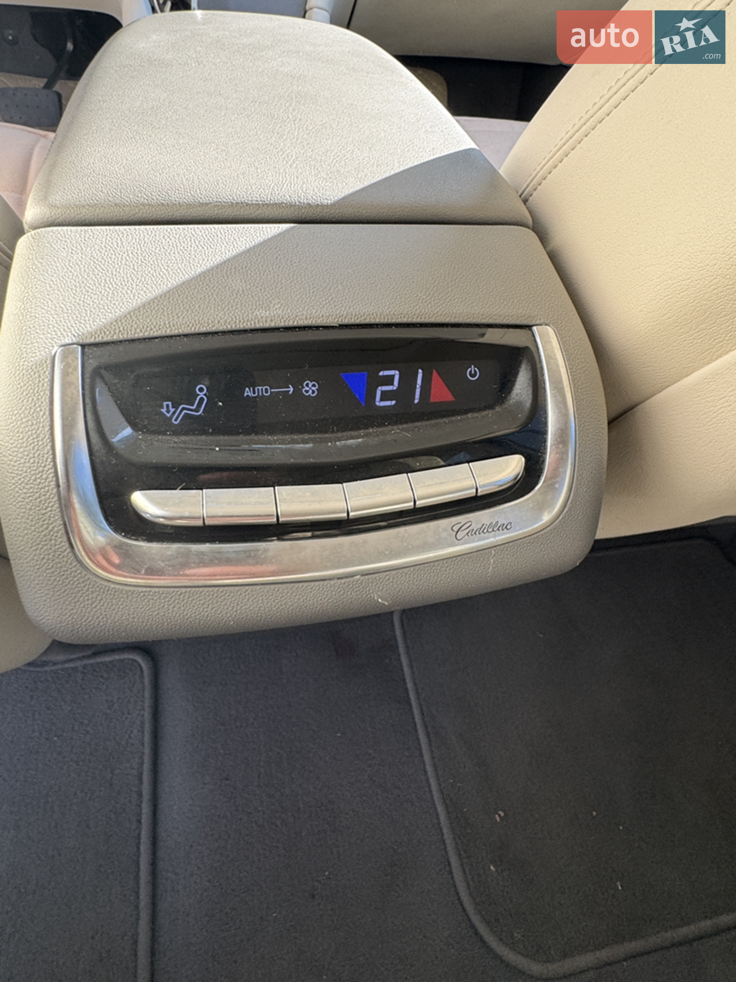 2022 Cadillac XT6 - мініатюра 18