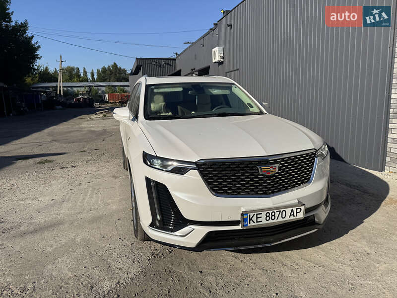 Универсал Cadillac XT6 2022 в Днепре