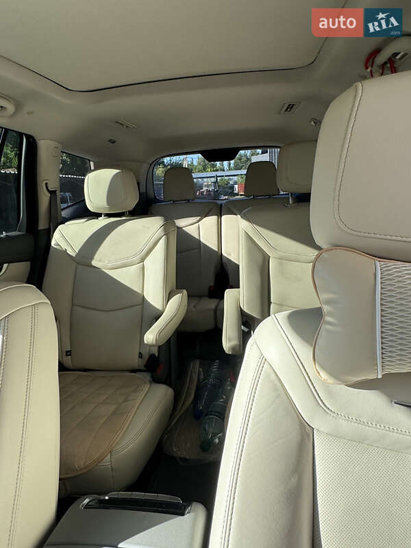 Универсал Cadillac XT6 2022 в Днепре