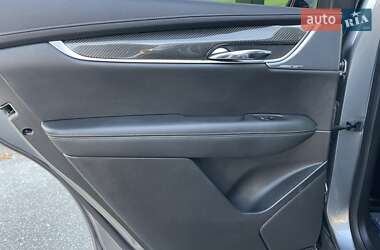 Внедорожник / Кроссовер Cadillac XT6 2019 в 