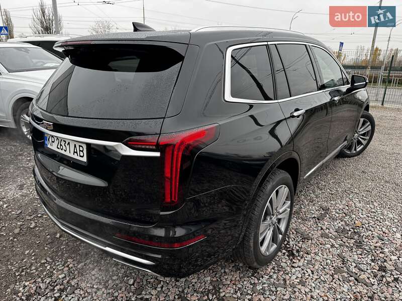 Внедорожник / Кроссовер Cadillac XT6 2019 в Киеве