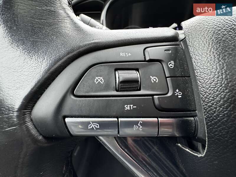 Внедорожник / Кроссовер Cadillac XT6 2019 в Киеве