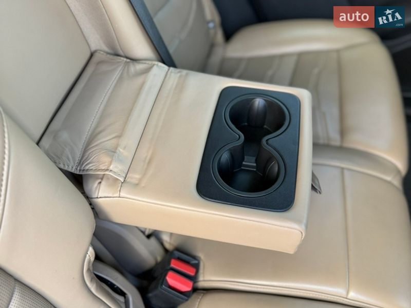 Внедорожник / Кроссовер Cadillac XT6 2019 в Киеве