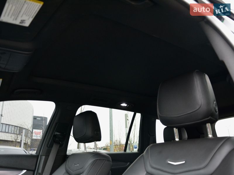 Позашляховик / Кросовер Cadillac XT6 2021 в Києві