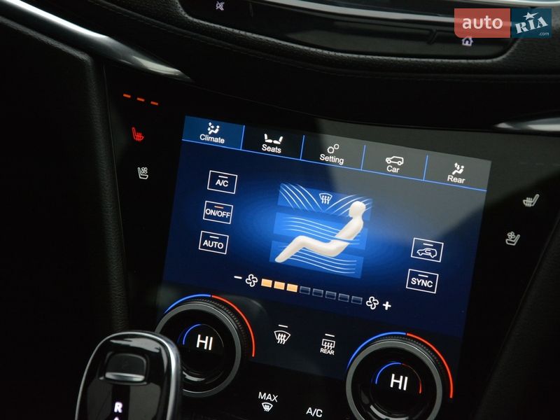 Позашляховик / Кросовер Cadillac XT6 2021 в Києві