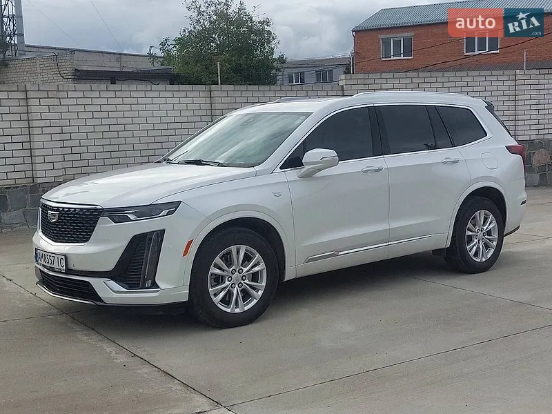 Cadillac XT6