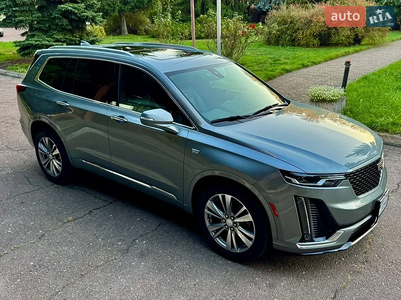 Cadillac XT6