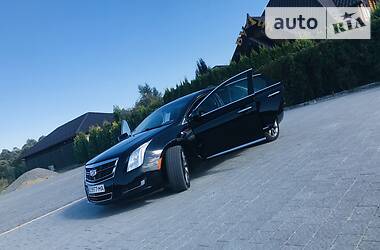 Седан Cadillac XTS 2016 в Львове