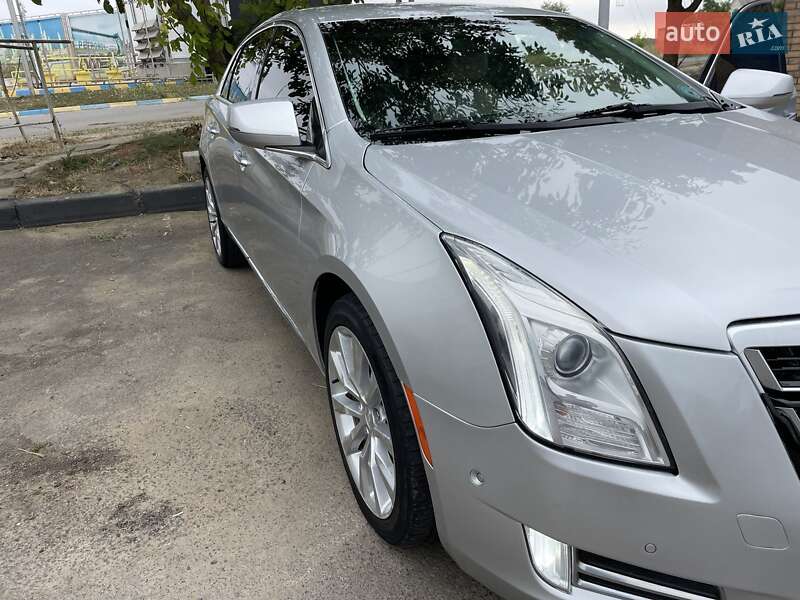 Седан Cadillac XTS 2016 в Одессе