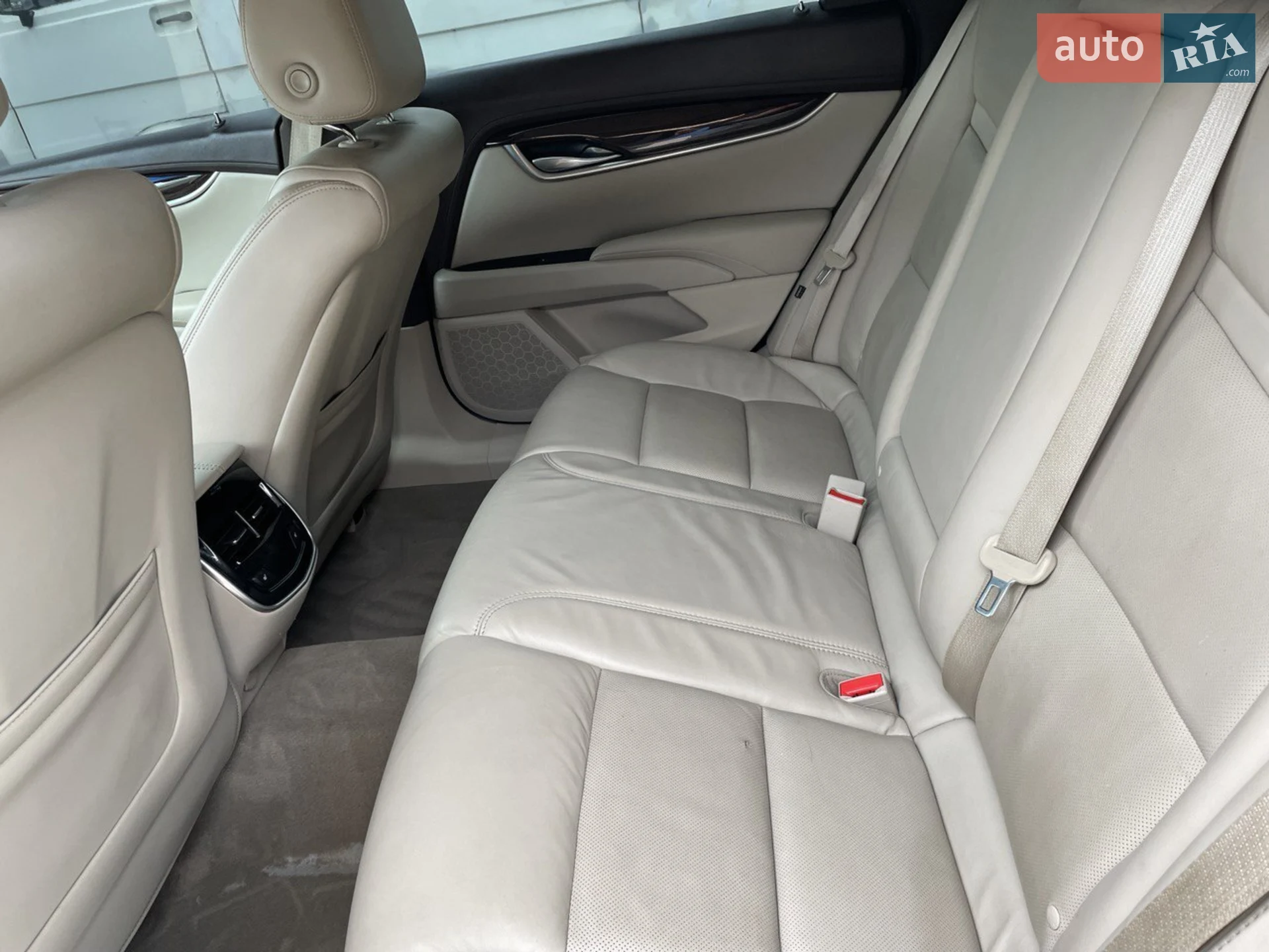 2016 Cadillac XTS - мініатюра 23