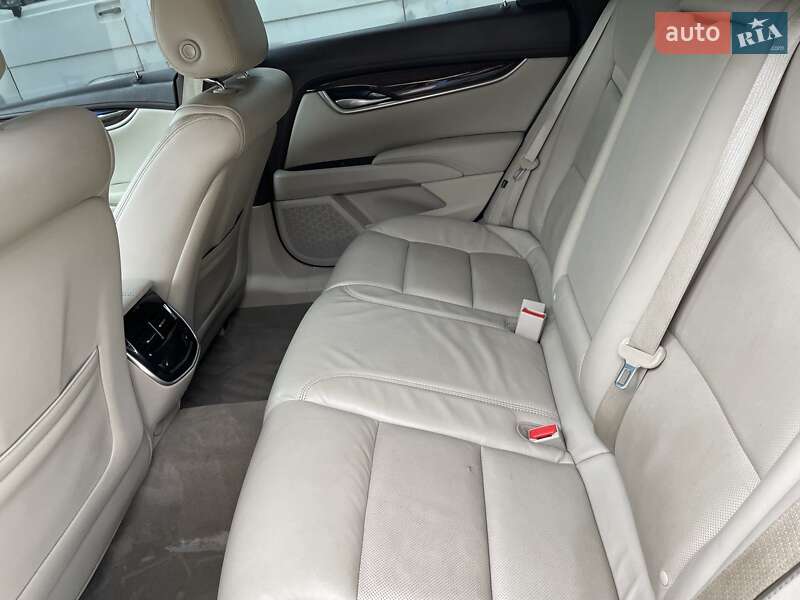 Седан Cadillac XTS 2016 в Одессе