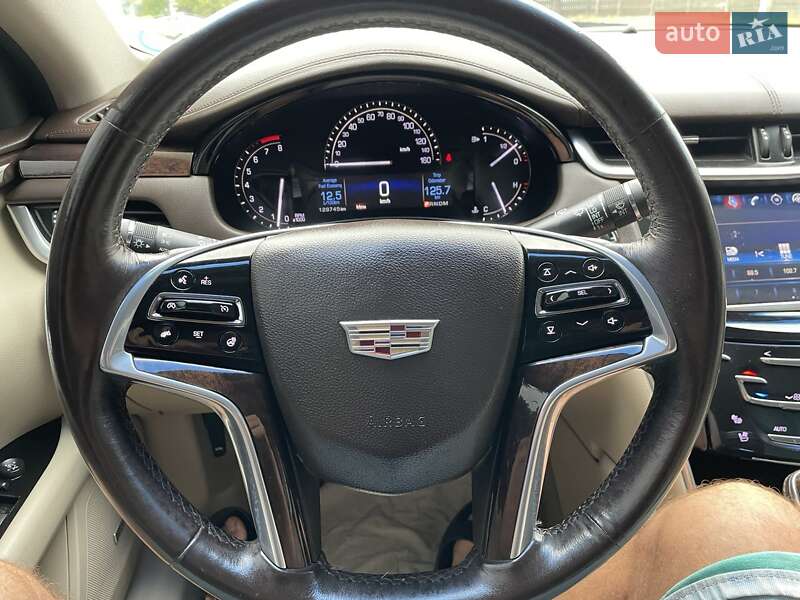 Седан Cadillac XTS 2016 в Одессе