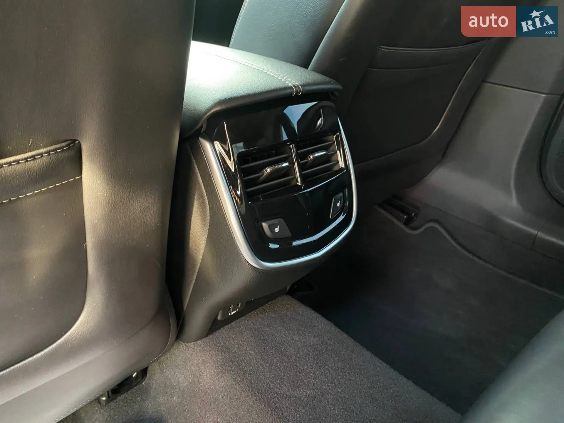 2019 Cadillac XTS - мініатюра 26