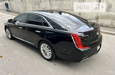 Седан Cadillac XTS 2018 в Киеве