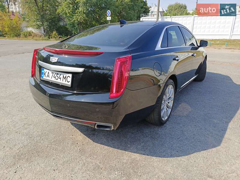 Седан Cadillac XTS 2016 в Киеве