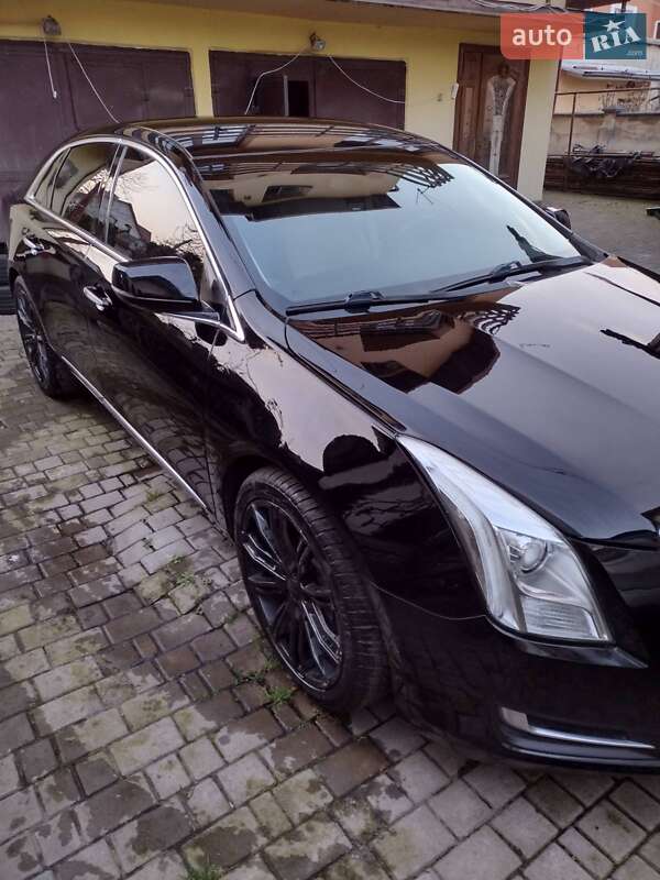 Седан Cadillac XTS 2017 в 