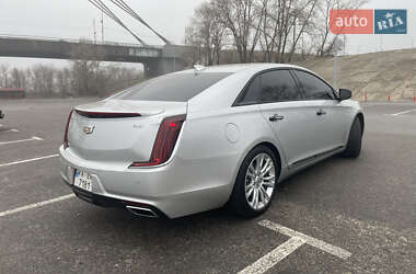Седан Cadillac XTS 2017 в 