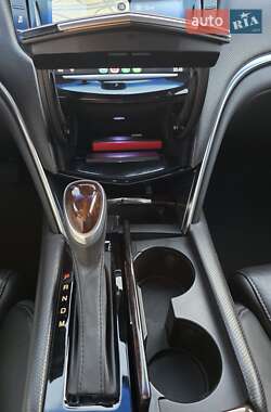 Седан Cadillac XTS 2016 в 