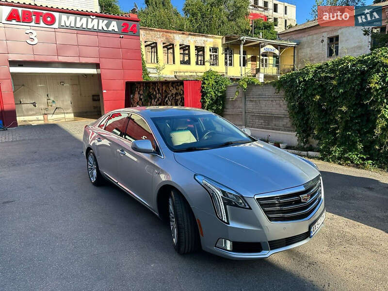 Cadillac XTS 2018