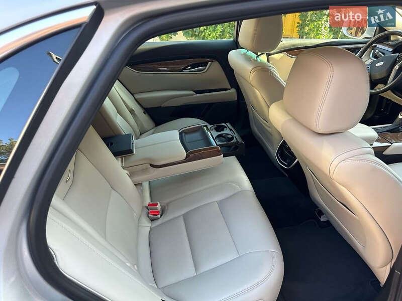 Седан Cadillac XTS 2018 в Києві