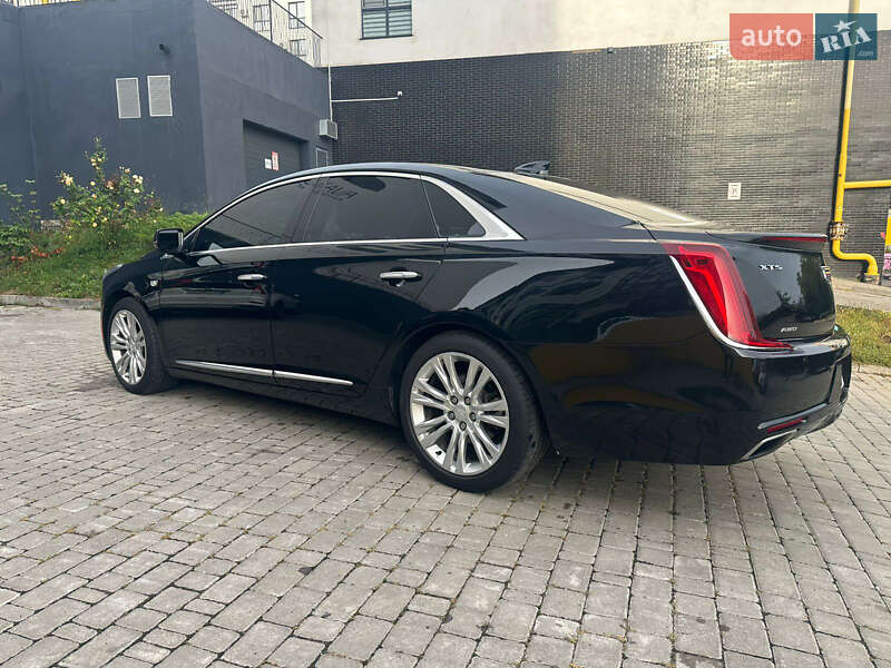 Седан Cadillac XTS 2018 в Ужгороде фото 3 Седан Cadillac XTS 2018 в Ужгороде