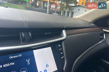 Седан Cadillac XTS 2018 в 