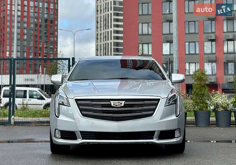 Седан Cadillac XTS 2018 в Києві