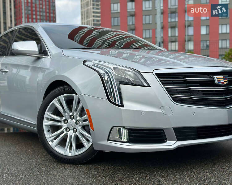 Седан Cadillac XTS 2018 в Києві